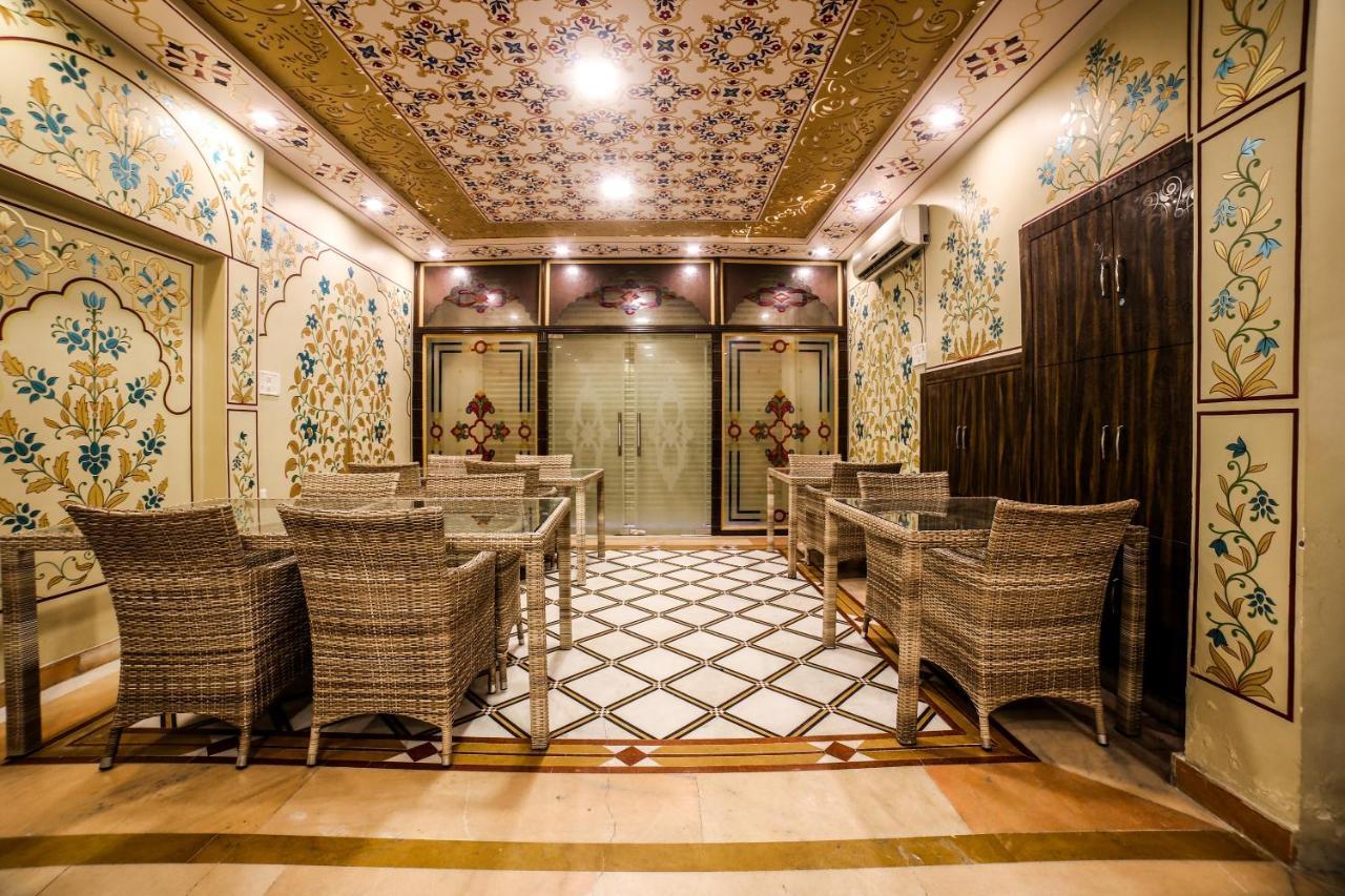 Collection O 36316 Hotel White Palace Jaipur Eksteriør bilde