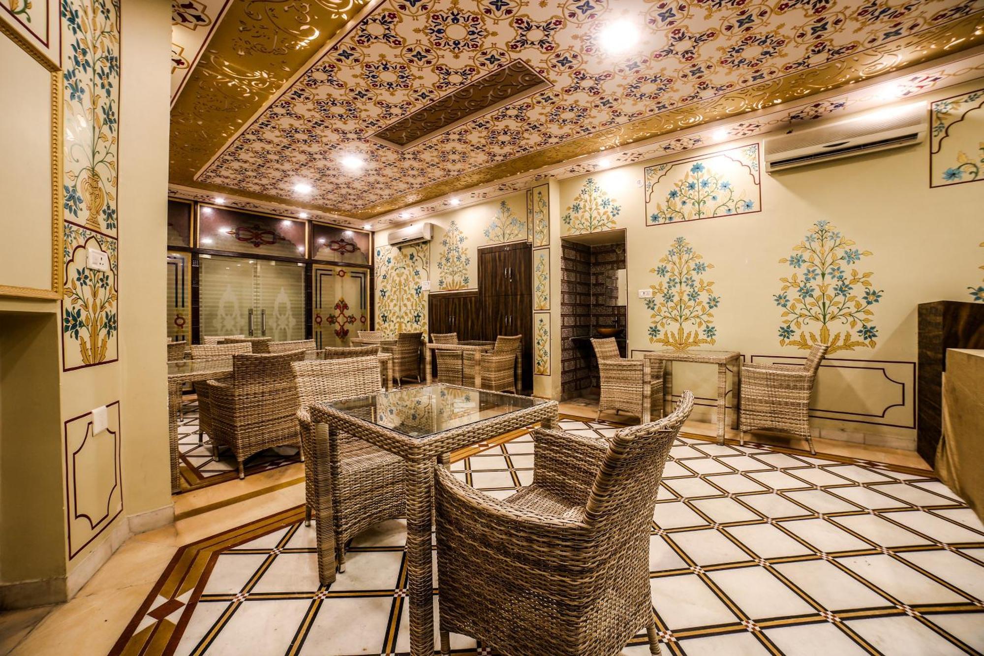 Collection O 36316 Hotel White Palace Jaipur Eksteriør bilde